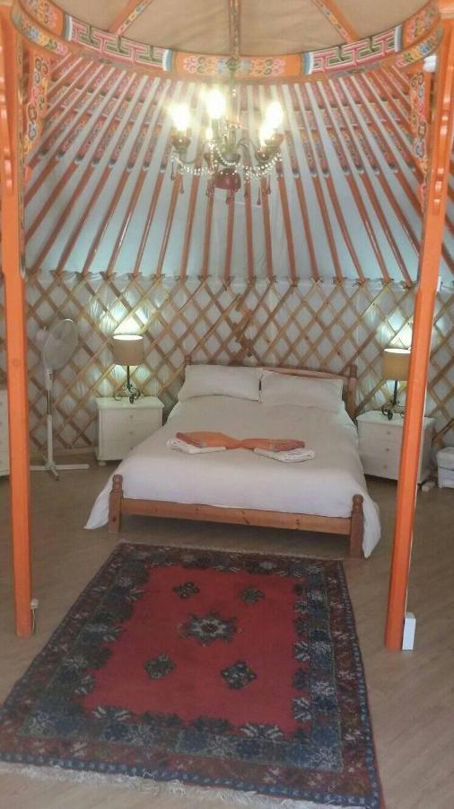 Готель Eldorado Yurt Альґарробо Екстер'єр фото