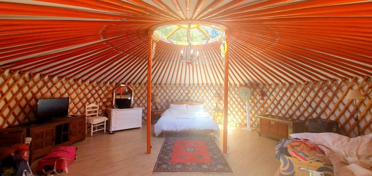 Готель Eldorado Yurt Альґарробо Екстер'єр фото